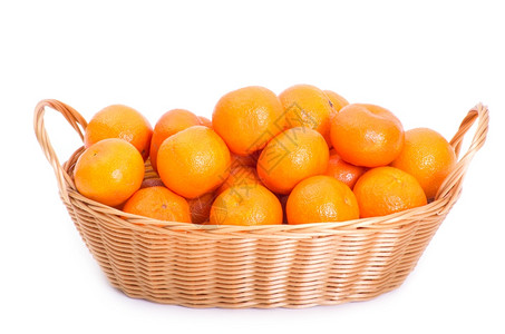 在白底料切除线上分离的橘子或普通话水果图片