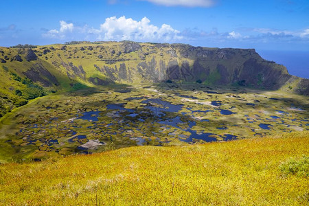东岛的诺卡乌火山口东岛的奇莱图片