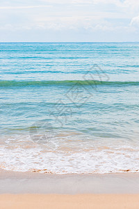 清净的海水绿在泰国喀拉比海岸图片