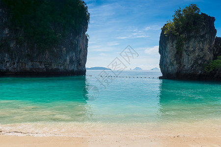 泰陆从海滩到洪岛湾的风景图片