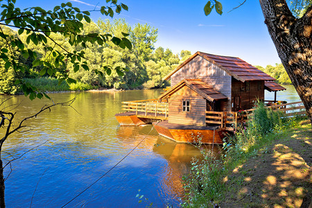 河边小屋Mura河边的老水厂croati的Medjmure地区背景