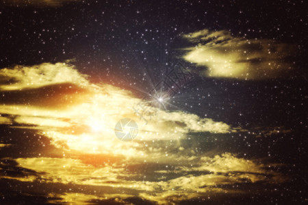 云层和恒星的天空背景所使用的照明弹效果经编辑的照片图片