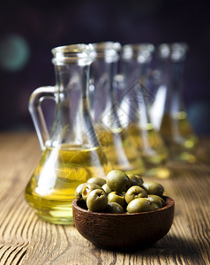 瓶装植物橄榄油图片
