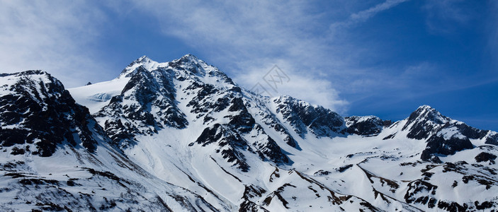 瑞士阿尔卑斯山阿尔卑斯山泉自然多彩的音调背景