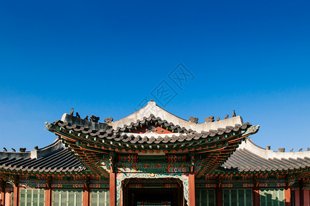 古老的大门有天花板的屋顶位于Hhuijeongda大厅的长城宫殿也称为东和在汉城的五座大宫殿之一图片