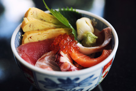 大饭碗里的日本菜图片