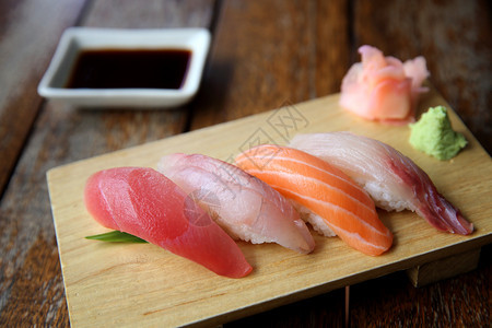 金鱼鲑海贝斯寿司木本底日食图片