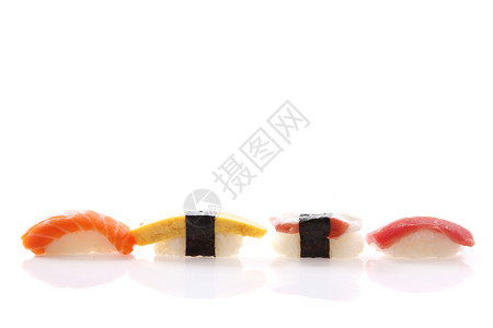 空白背景上的各类寿司图片