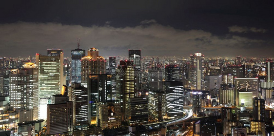 夜景中日本城市图片
