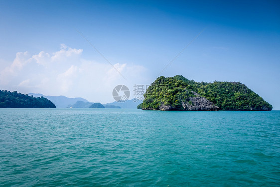 朗卡维群岛海景从船只喀达马来西亚朗卡维群岛海景图片