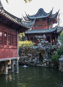 上海豫园花园的池塘图片