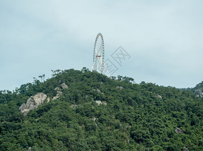 新的主题公园称为幸福世界位于的Xiamen附近的tiazhu山位于tianzhu山顶的feris轮图片