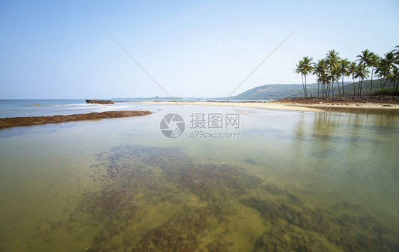 沙滩的背水马哈拉施特印地亚的马哈拉施特邦的马哈施特邦图片