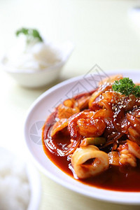 韩式海鲜饭特写镜头图片