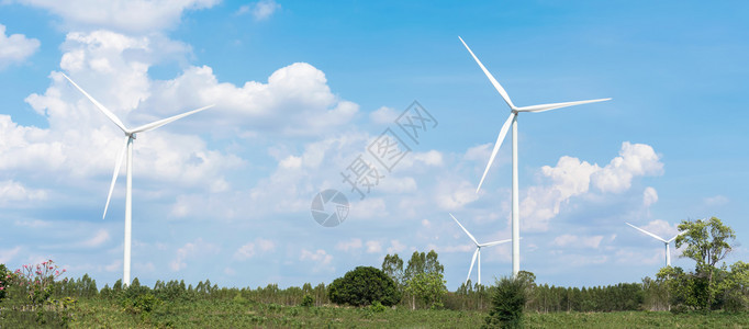 有蓝天和云的风力涡轮机农场替代能源图片