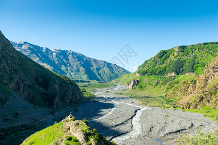 在乔治加领土上的高美丽大海中一片美丽的风景图片