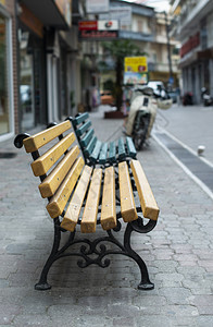 街上的木板凳没有人购物街图片