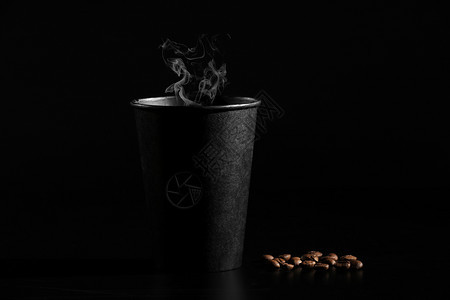 黑咖啡杯图片