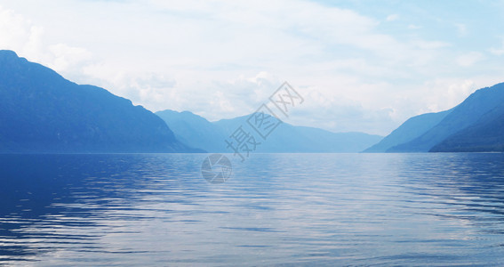 teletskokoe湖美丽的风景阿勒泰俄罗斯图片
