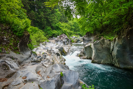 达亚加瓦河上的坎曼富基深渊地点日本尼科雅潘卡曼加富基深渊日本尼科伊潘图片