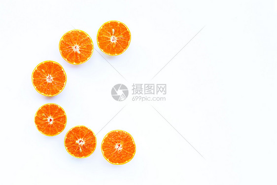 白底柑橘高维他命c白底柑橘水果的c字母图片