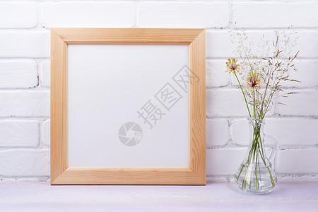 木制方形图框在玻璃罐中用野草模拟空框图用于演示设计现代艺术模板框架图片