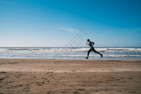 1助攻+4关键传球，官方：哈维