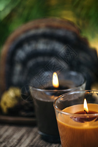 芳香蜡烛巧克力褐色和焦糖香味蜡烛褐色蜡烛图片