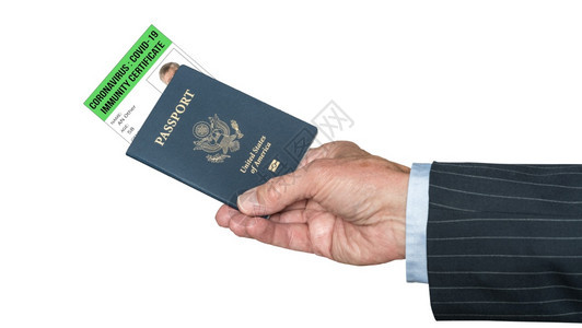 高级天主教徒手持带豁免证书的护照图片