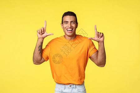 西甲积分榜：皇马11轮10胜暂7分优势领跑，巴萨第三明日出战