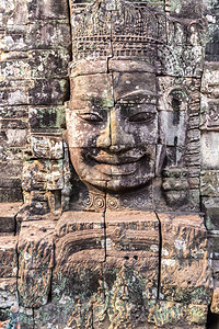 刺林寺的石脸是在夏日的坎巴迪亚图片