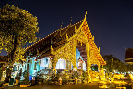2018年3月9日Whatprsing夏日在泰国的gianm的佛教寺庙图片