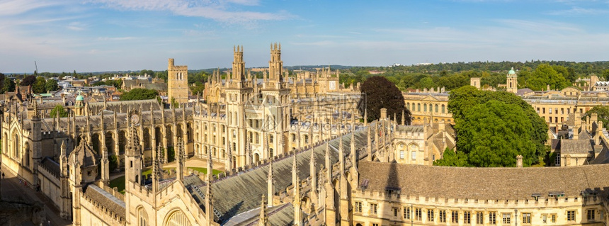 牛津大学建筑物图片