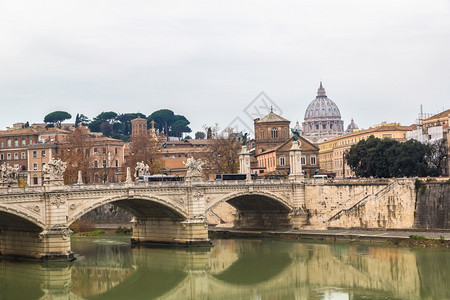 在意大利罗马的冬天圣安其罗桥和图片