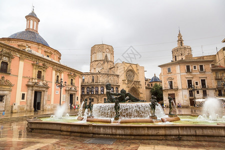 圣马丽加尔斯柯和温泉里奥图亚在华伦西美丽的夏天西班牙图片