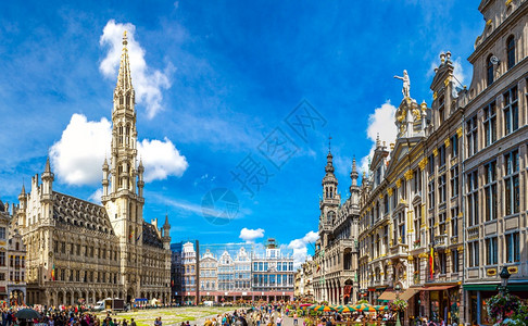 比利时街景图片一个美丽的夏日比利时布鲁塞尔的大广场背景