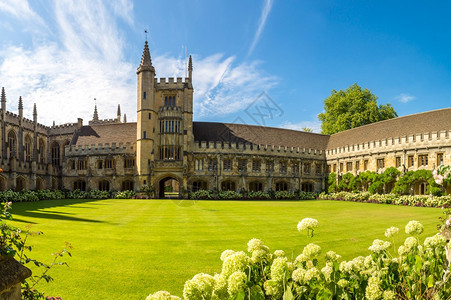 马格达莱恩大学牛津郡英格兰联合王国图片