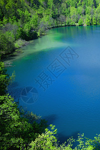 闪染湖的美丽颜色图片