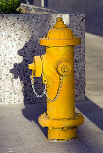 黄火喷泉岩影子下城街角图片