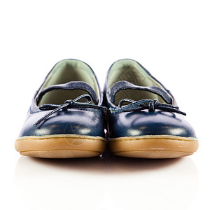 世体：阿劳霍可能替代库巴西首发出战埃尔切