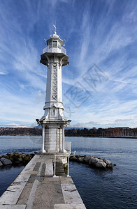 瑞士日内瓦湖的灯塔图片