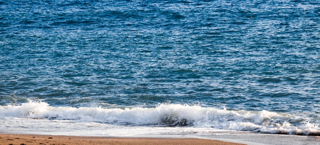 海浪蓝色图片