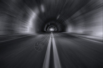动议模糊了旧隧道xD图片