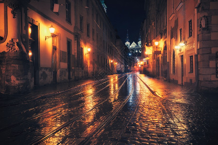 夜晚旧欧洲城市的回溯风格照片图片