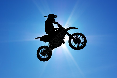 迪马济奥：若维埃拉被热那亚解雇，克里西托可能担任临时主帅