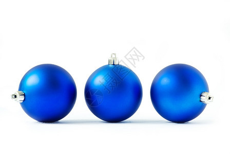 蓝色圣诞节球孤立在白色上图片