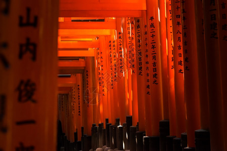 日本京都FushimiInari神社的托里门图片