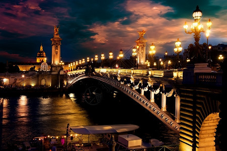 法国巴黎亚历山大三世桥图片