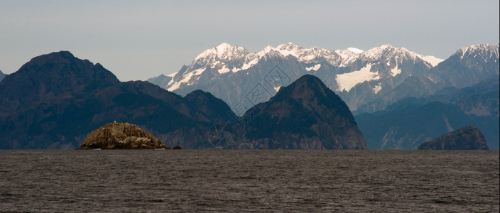 从Whittier到Junau阿拉斯加的海上渡轮风景图片