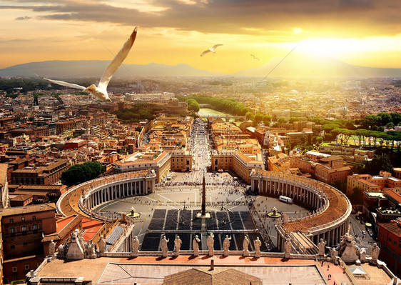 意大利上空对梵蒂冈的全景观图片